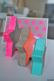 Neonsterne aus Beton