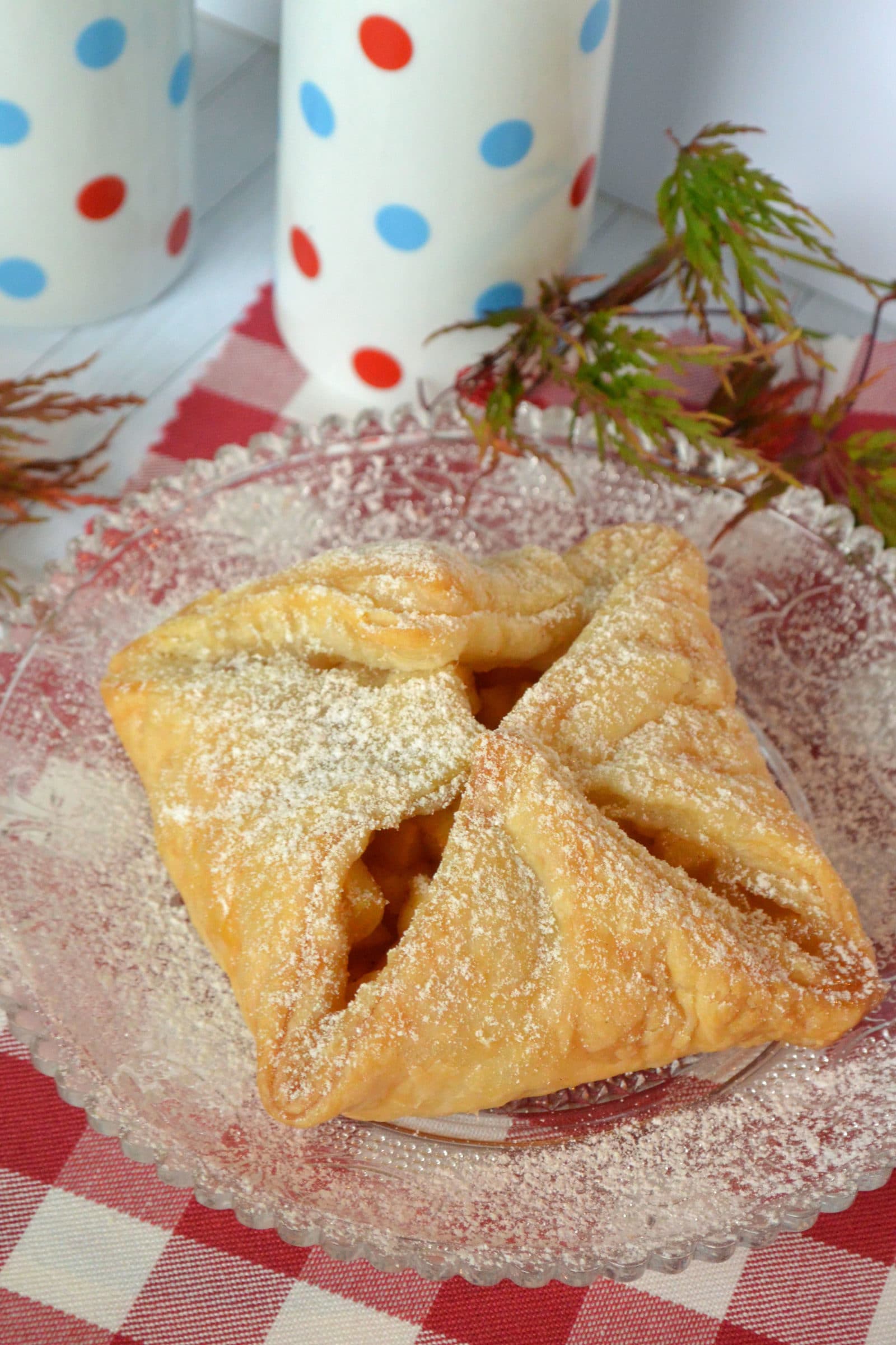 Süße Apfeltaschen mit Zimt & Zucker