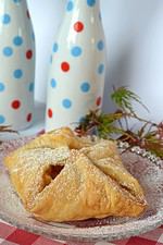 Süße Apfeltaschen mit Zimt & Zucker