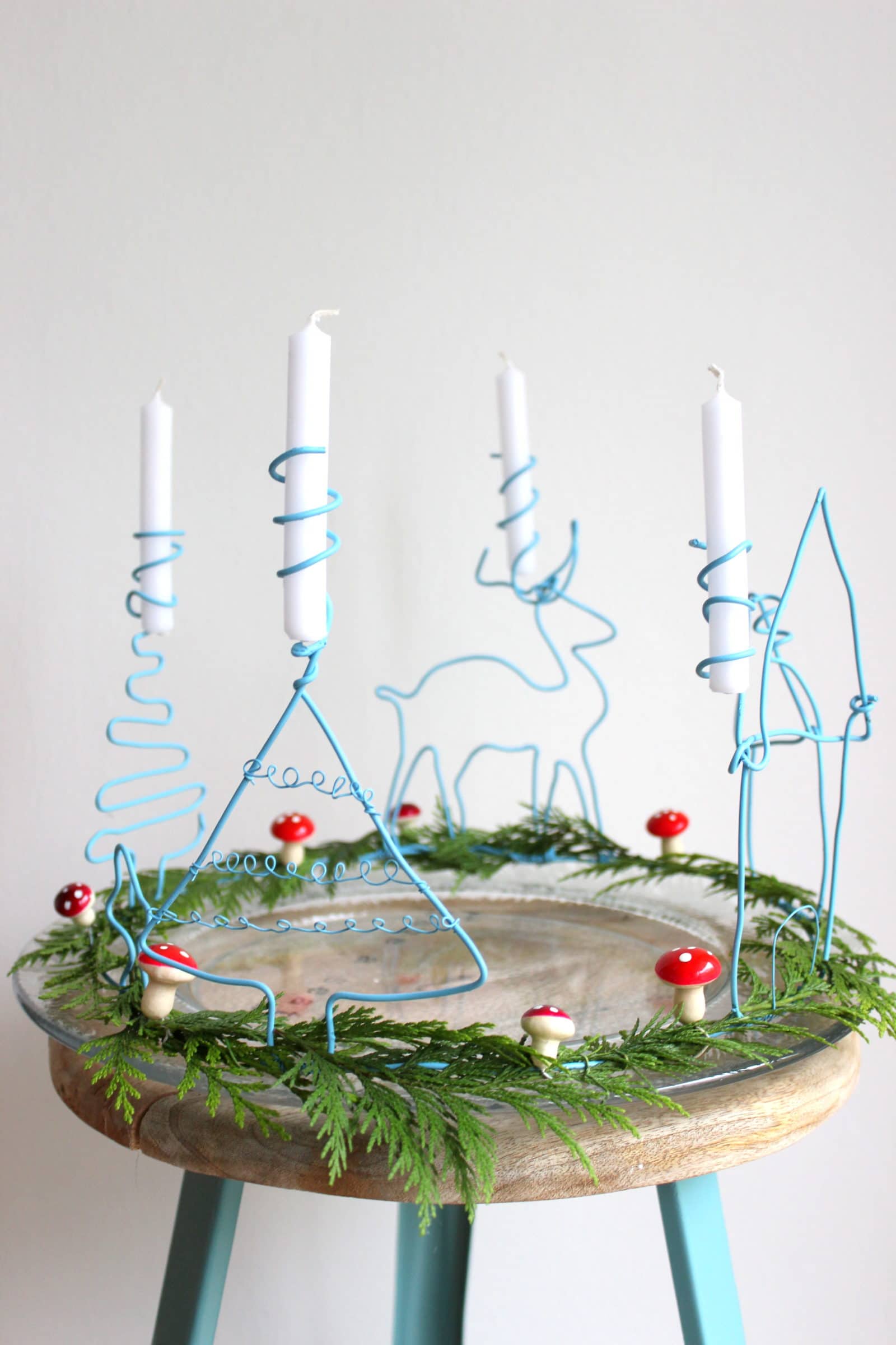Adventskranz aus Draht