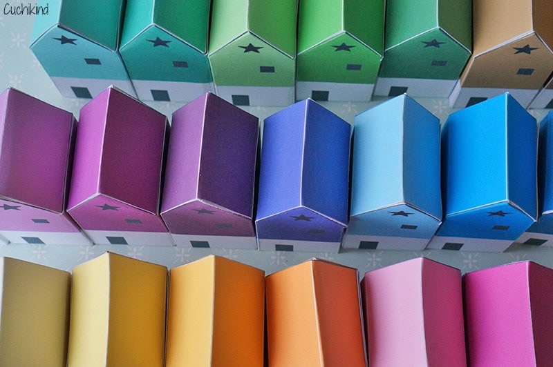 DIY-Adventskalender: Pantone-Häuschen