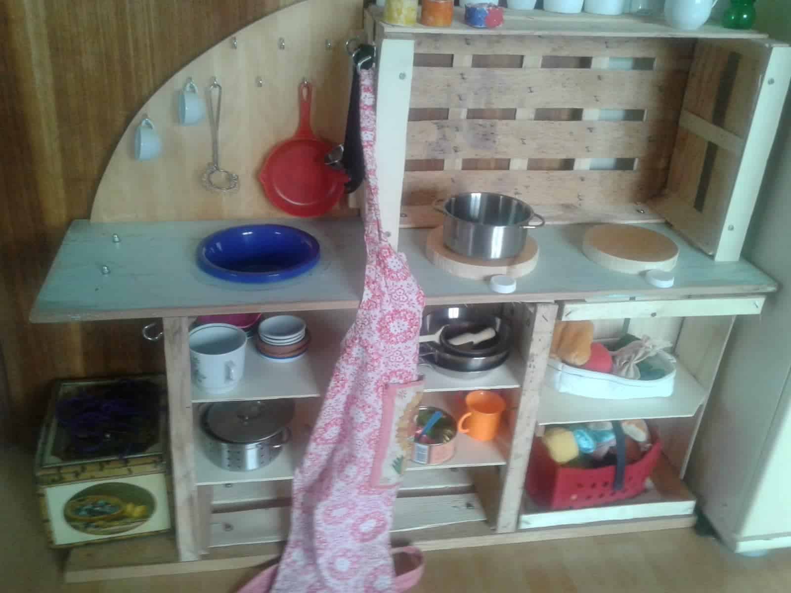 SHABBY KISTLKÜCHN für KINDER bauen