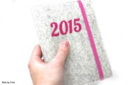 Kalender für 2015 mit Filzhülle – hellgrau mit pink