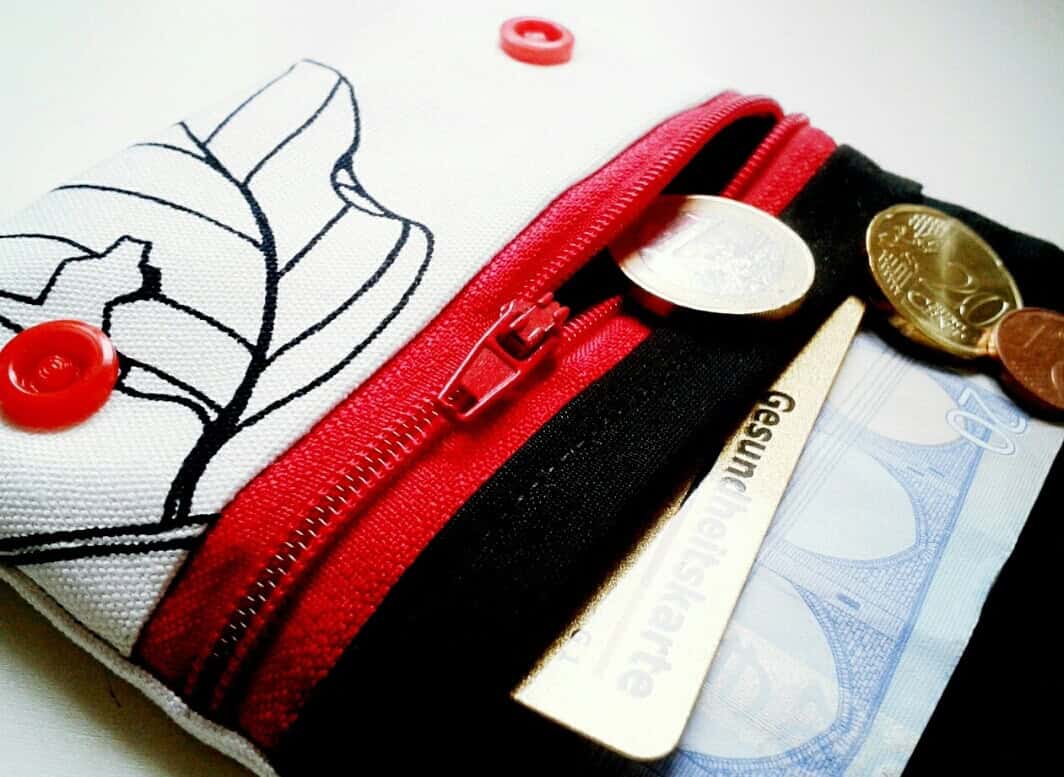Miss Mini Money