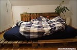 Unser Paletten-Doppelbett: DER SCHLAF IST DOCH DIE KÖSTLICHSTE ERFINDUNG. (H. HEINE)