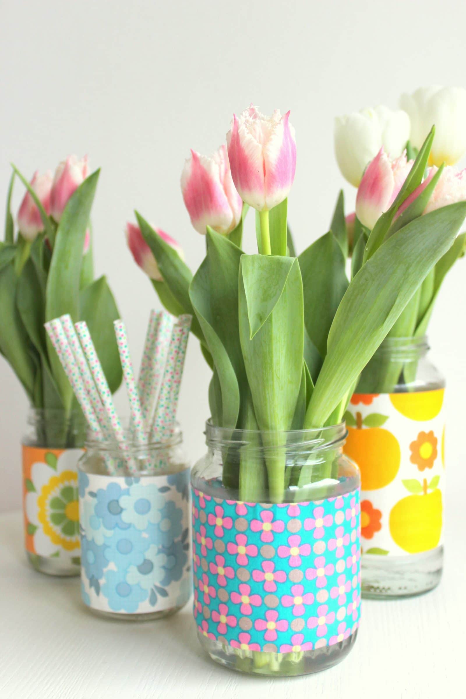 DIY – schnell und günstig neue Vasen basteln
