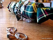 Aus Küchenrolle mach Armbandhalter