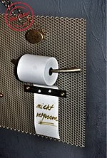 Kalender und Notizen in Messing