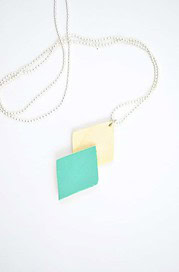 Geometrische Kette aus Balsaholz