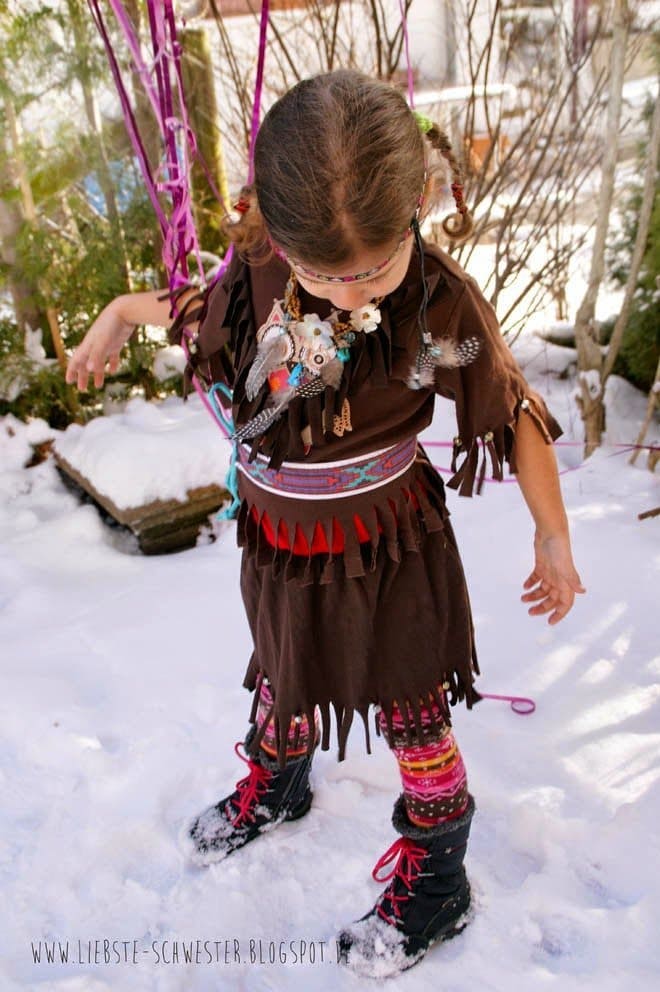 Faschingskostüm in 2 Stunden  – DIY  – Wowowow Indianer für Junge und Mädchen