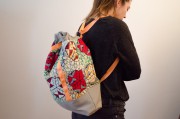 2 in 1. Rucksack und Handtasche.