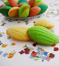 Bunte Madeleines von den [Foodistas]