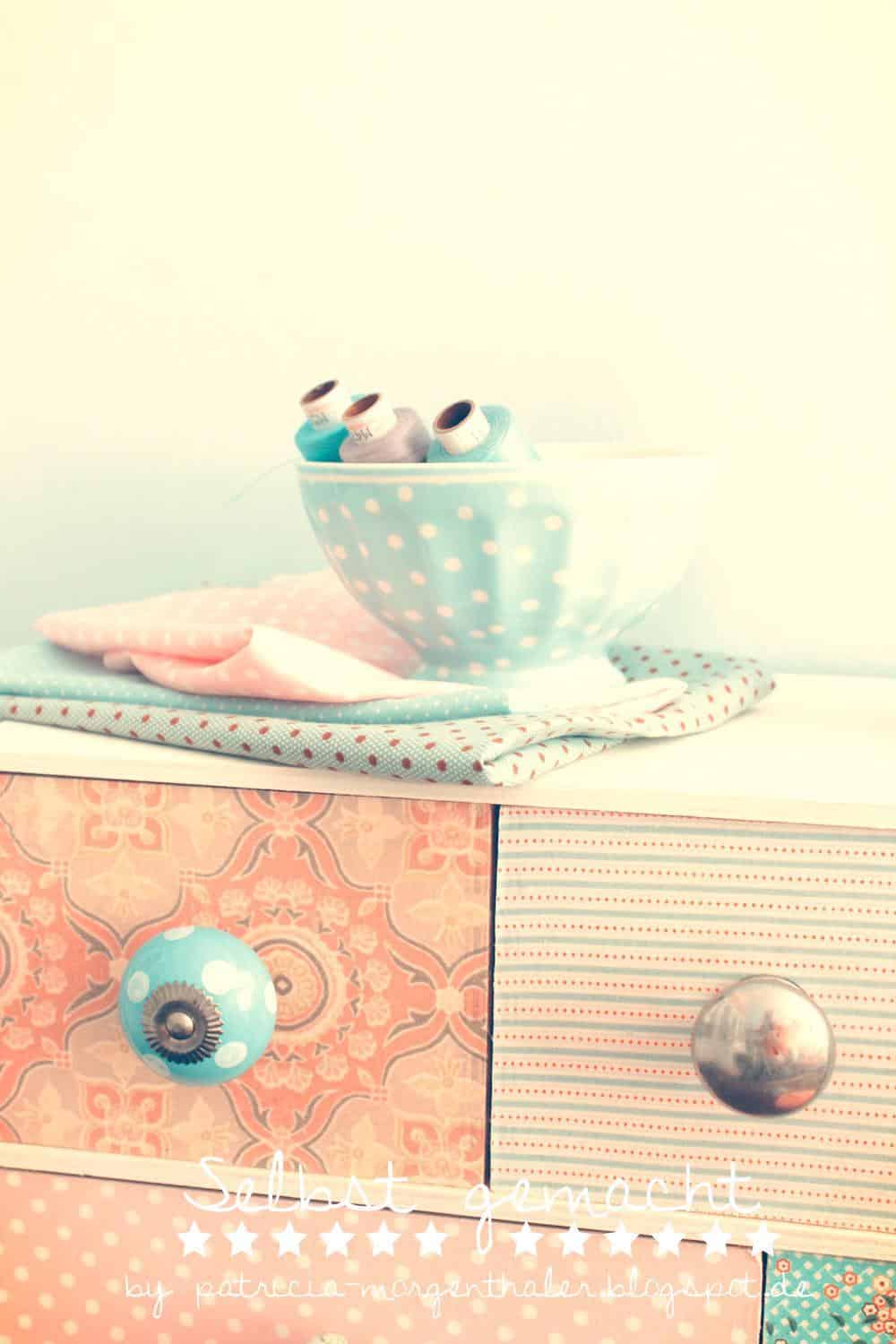 DIY: Möbel mit Stoff beziehen