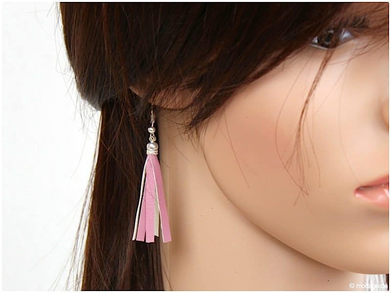 DIY Leder-Tassel: Ohrringe und Kette selbstgemacht