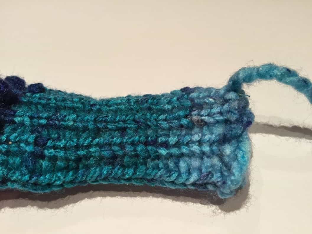 Upcycling: Strickrolle (Strickliesel) aus Karton und Holzstäbchen