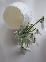 „Eiervase“ aus Pappmaché