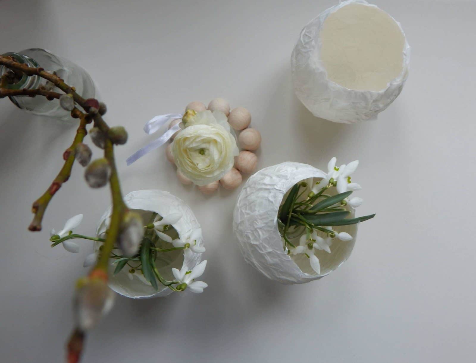 „Eiervase“ aus Pappmaché
