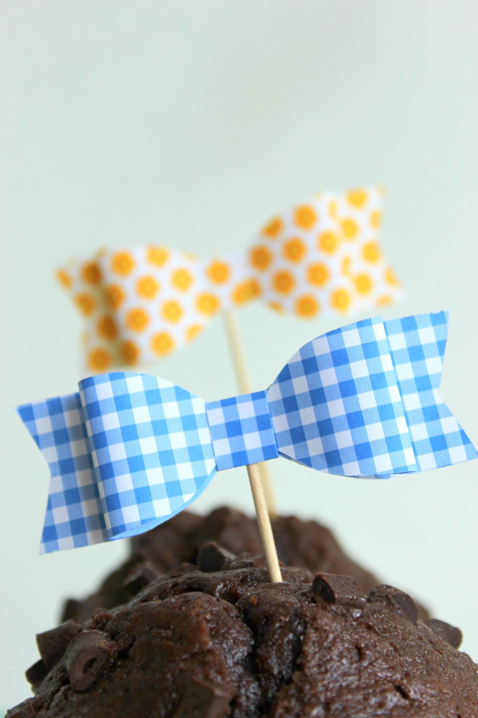 Schleifen für den Osterzweig oder als Muffintopper oder…