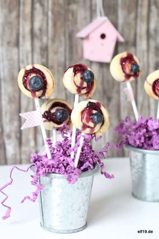 Lecker: Blaubeer Schnecken Pops