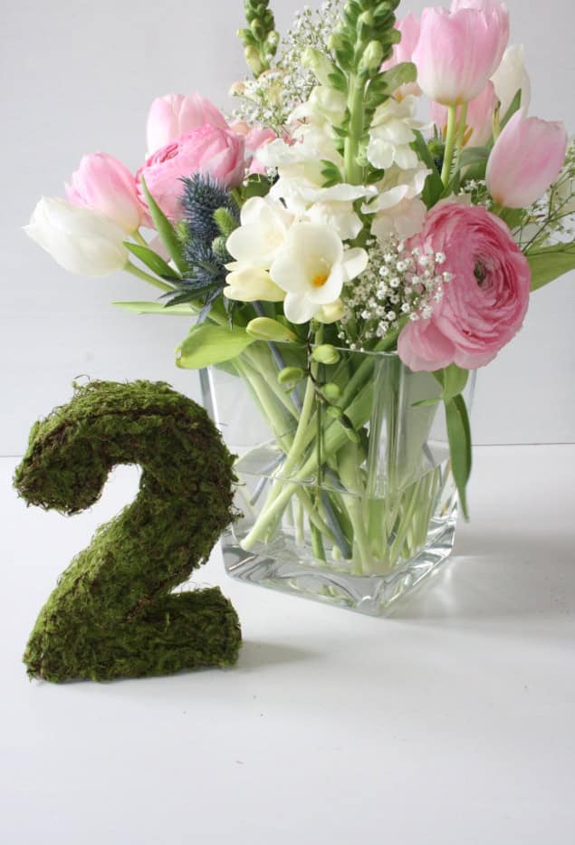 DIY Tischnummern aus Pappzahlen