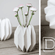 Geometrische Vase & Windlicht im Origami-Design