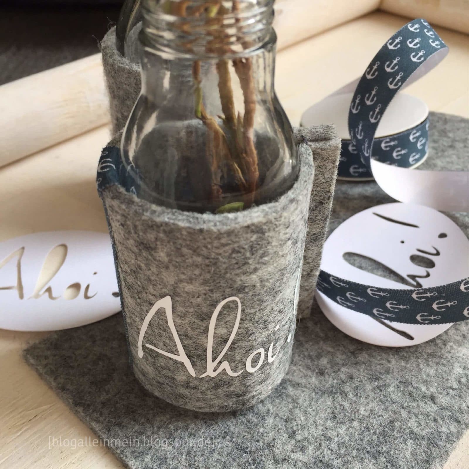 Kleine Vase in Filz… Ahoi!