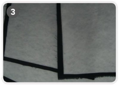 Schwarz-weiße geometrische Muster mit Linien und Ecken, inspiriert von Handwerkskunst, ideal für kreative und künstlerische Projekte.
