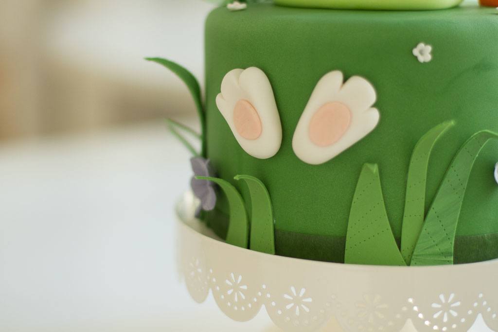 Tutorial: Oster-Torte mit Fondant Hase