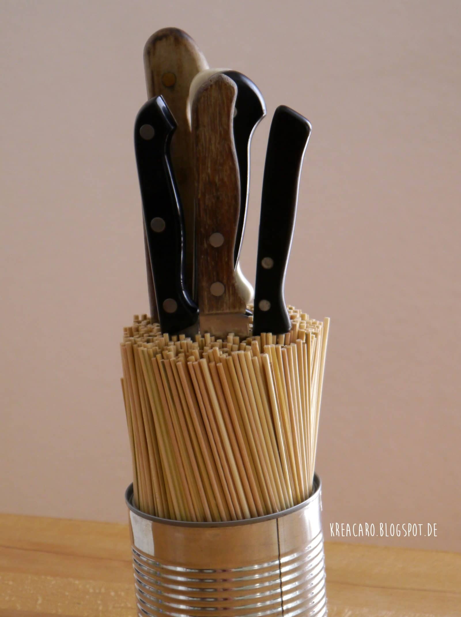Messerblock mit Schaschlikspießen