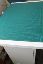 IKEA Hack DIY Stoff-Zuschneide-Tisch – ganz einfach!