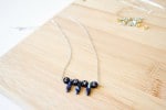 Sommerliche Ketten mit Alphabet-Perlen