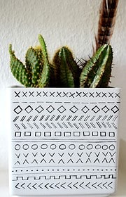 Supereinfaches DIY: Blumentopf mit Ethno Muster