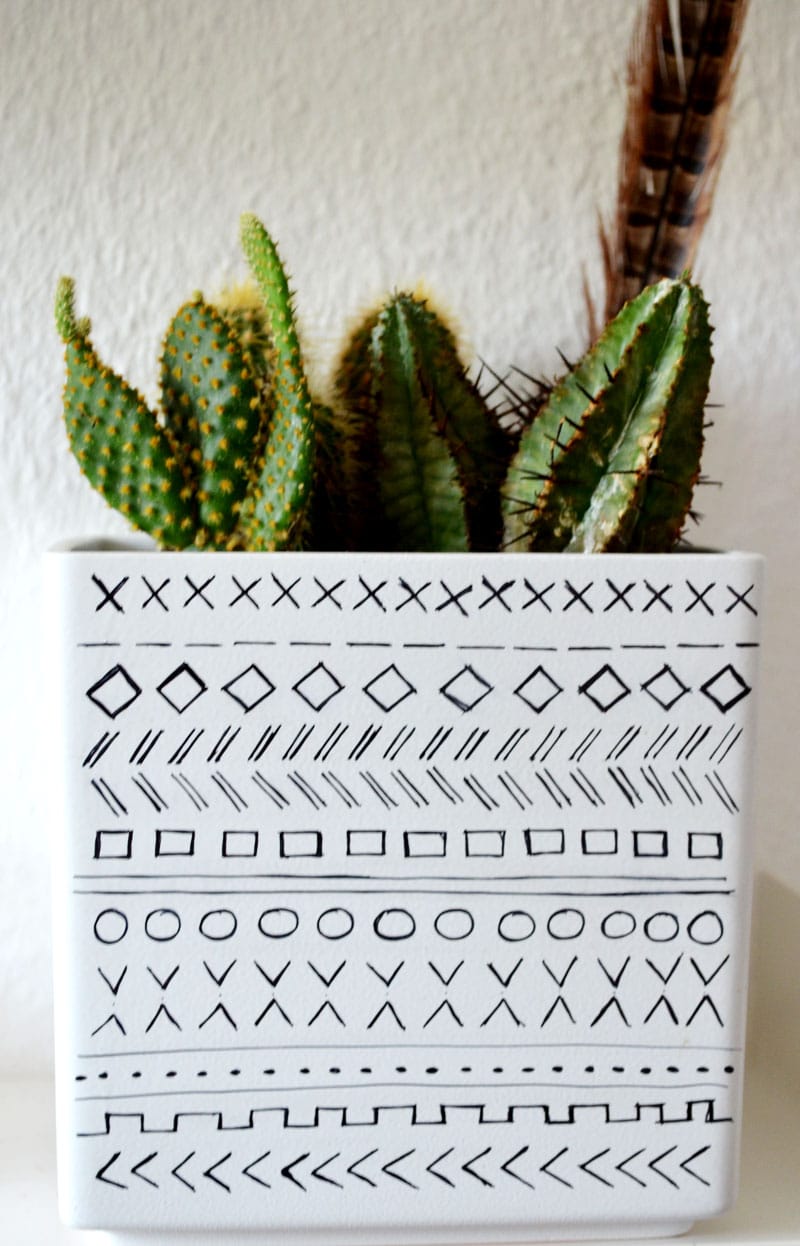 Supereinfaches DIY: Blumentopf mit Ethno Muster