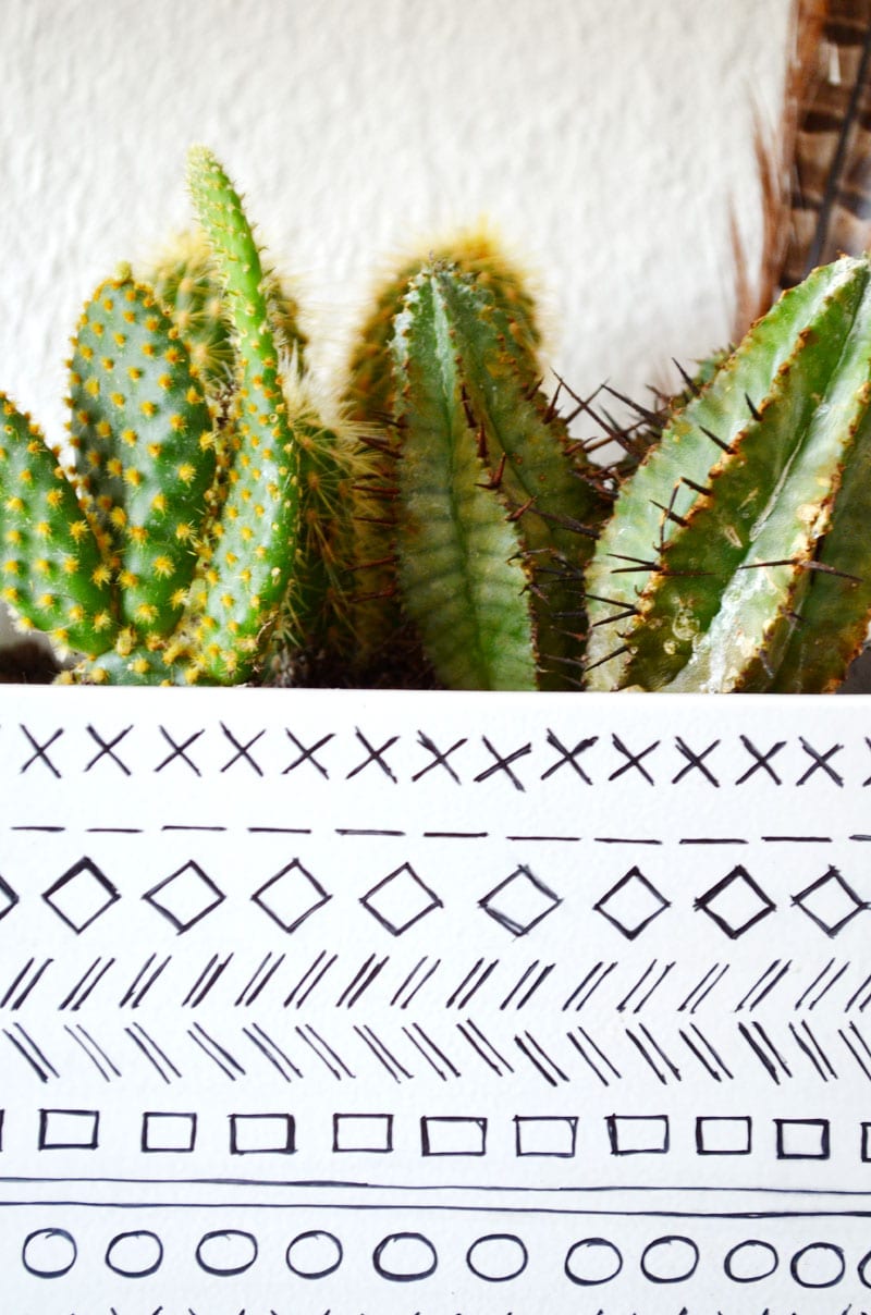 Supereinfaches DIY: Blumentopf mit Ethno Muster
