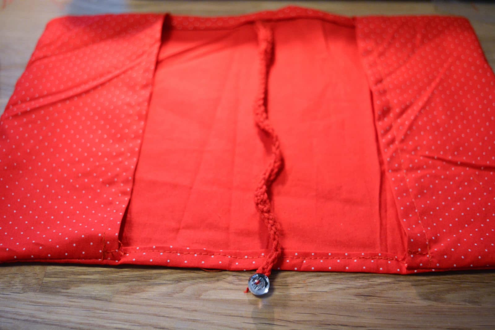 Upcycling-DIY: Umge-Buch-t! … Außen verrückt, innen ein Notizbuch.