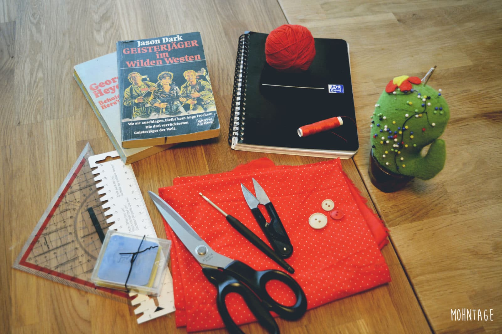 Upcycling-DIY: Umge-Buch-t! … Außen verrückt, innen ein Notizbuch.