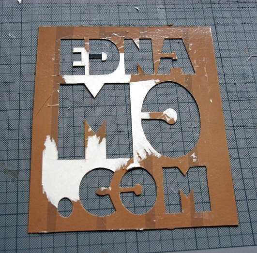 Typografie-Schablone für den Stoffdruck selber herstellen