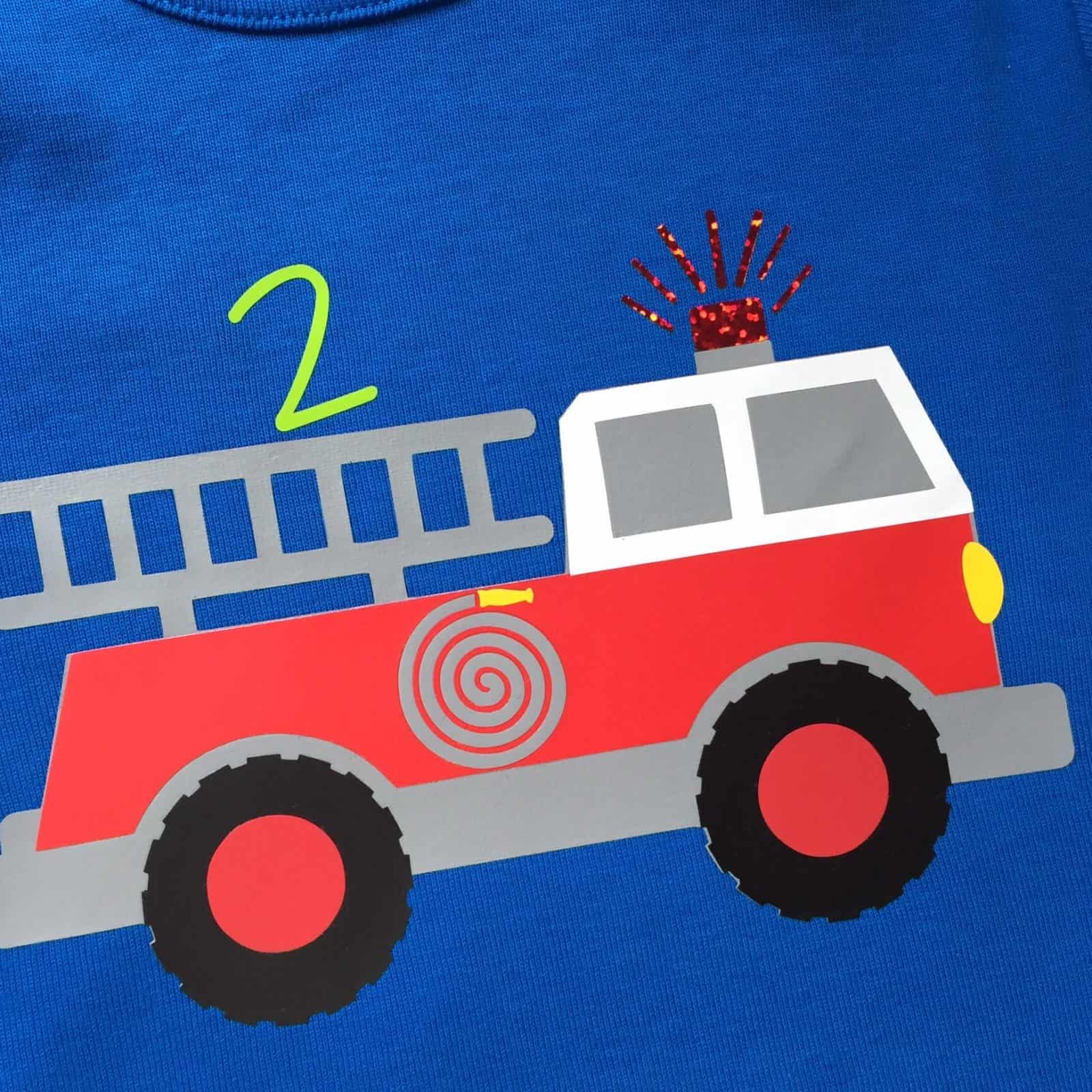 [ tutorial ] Mehrfarbiges Plotten Geburtstagsshirt Tatütata Feuerwehr