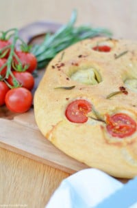 Fougasse mit Tomaten und Artischocken von den [Foodistas]
