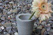 Die Outdoor-Beton-Vase