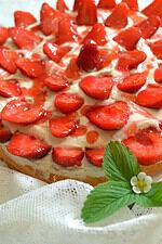 {Rezept} Leckerer Erdbeerkuchen aus Omas Rezeptbüchlein