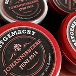 Rosen sind rot…Johannisbeeren auch: Johannisbeermarmelade mit Rosenlikör