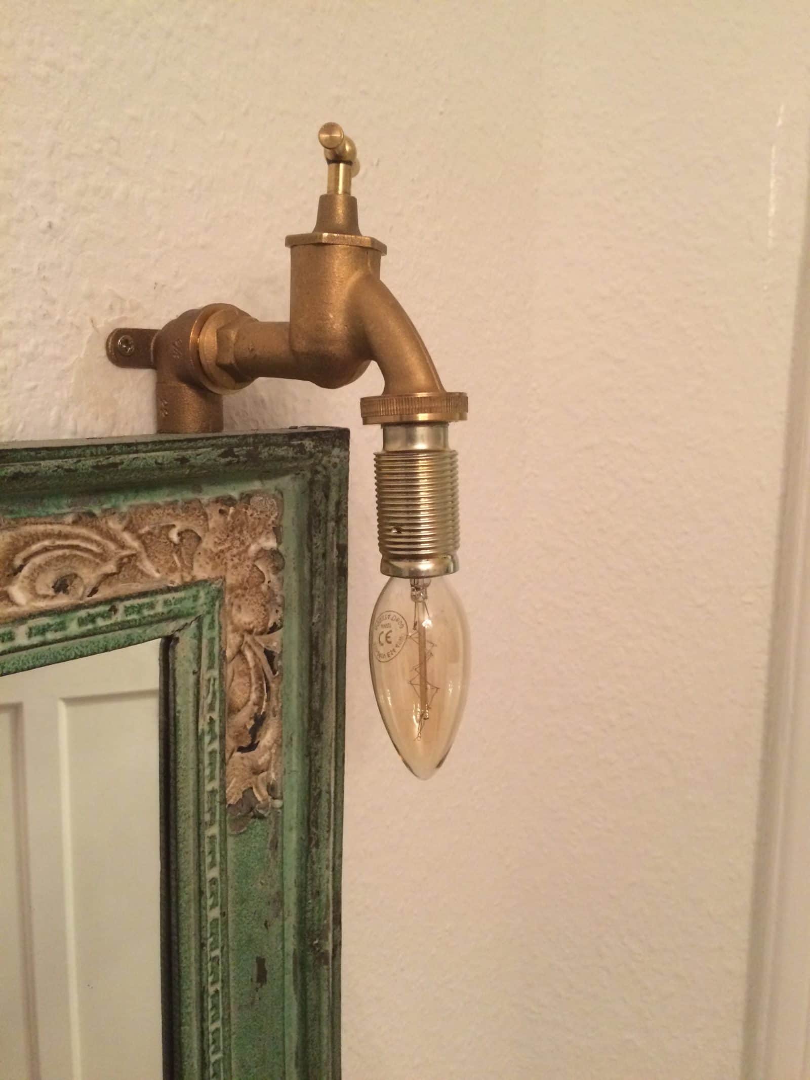 Wasserhahnlampe