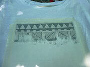 Ein T-Shirt im Ethno-Stil bedrucken