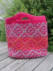 Tasche im Mosaikmuster stricken