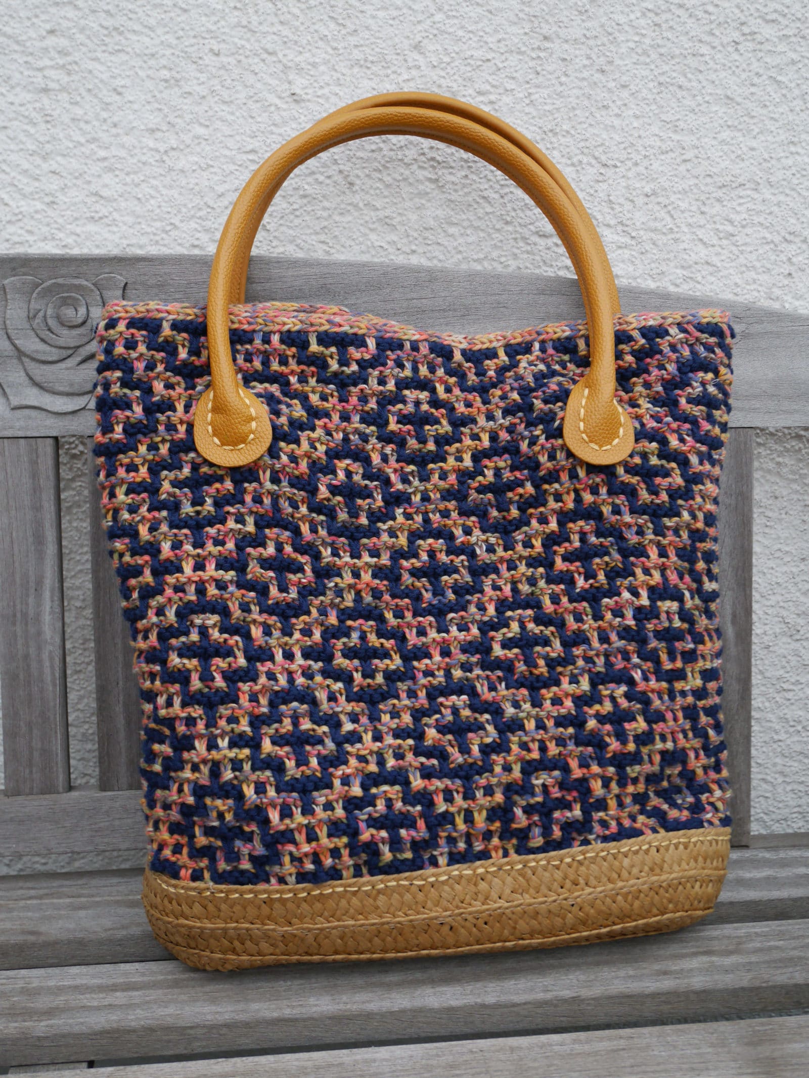 Tasche im Mosaikmuster stricken