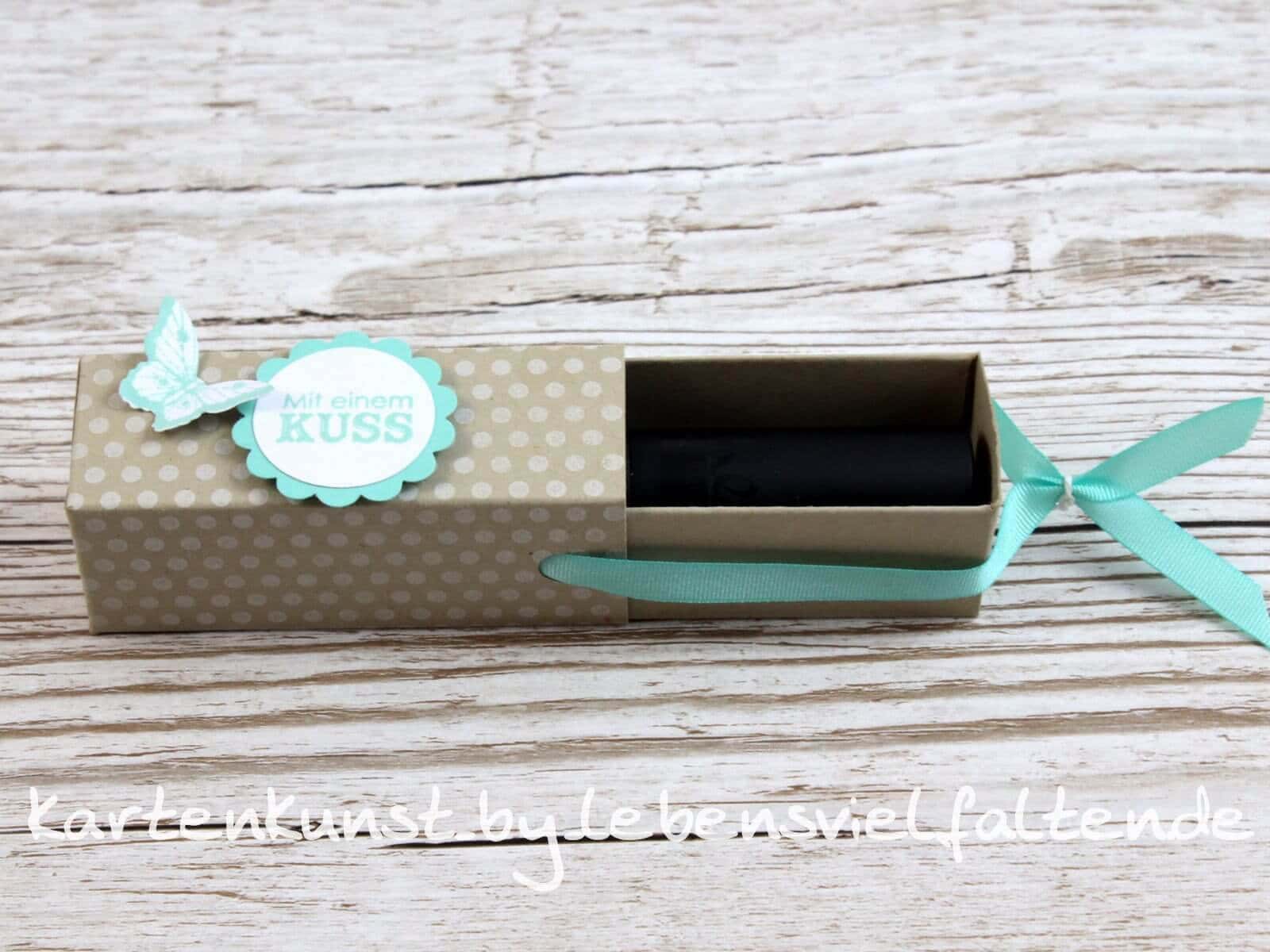 Lippenstift – Ziehverpackung /Box – tolles, kleines Geschenk für die Frau