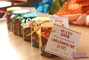 Abschiedsgeschenk „Farbenfrohe Zeit“ (Kostenlose Bastelanleitung und Druckvorlage)