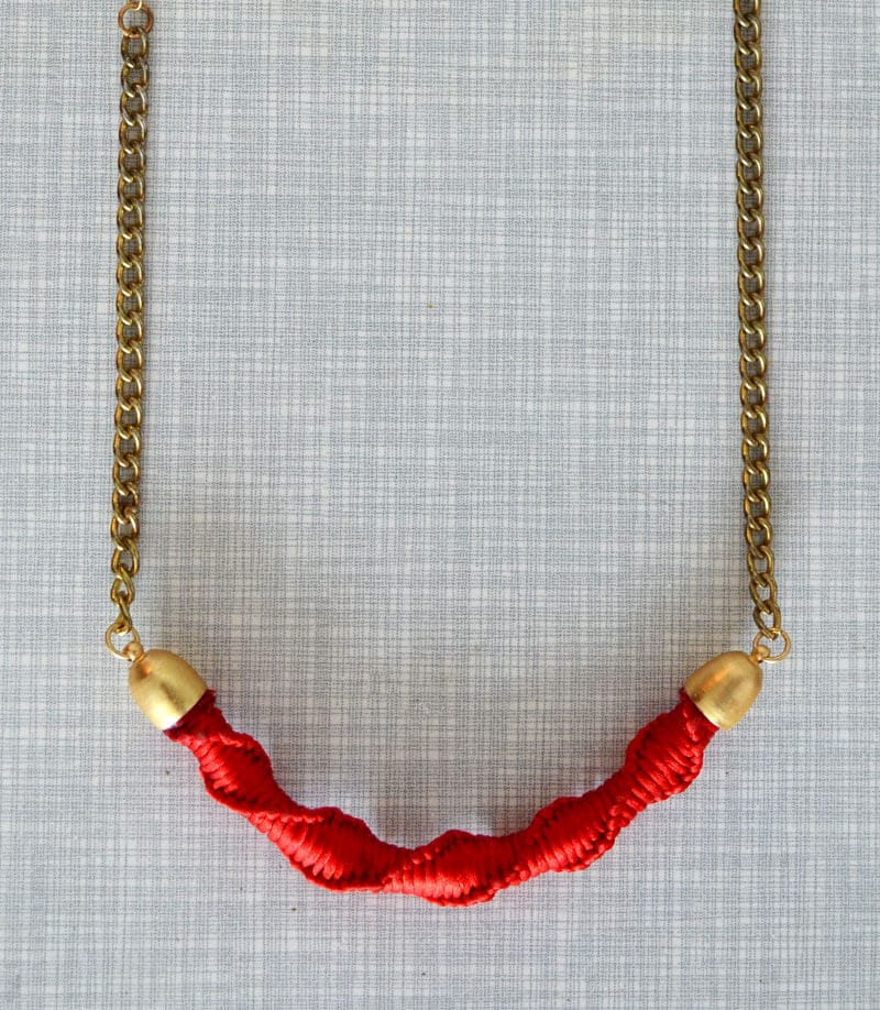 DIY | Makramee Halskette in knallrot