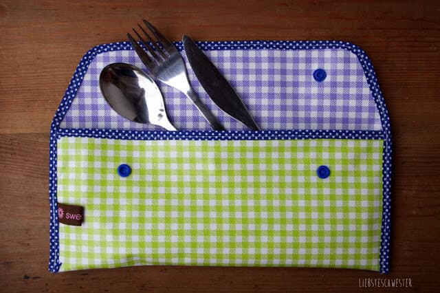Eine Reise-Bestecktasche kann so praktisch sein